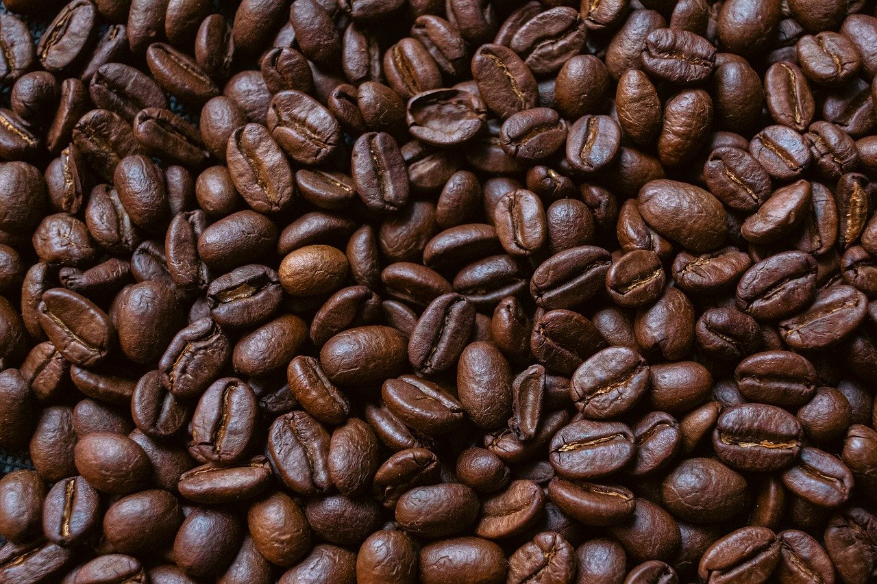erfahren sie alles wissenswerte über koffein: wirkung, vorteile, risiken und anwendungsmöglichkeiten. entdecken sie interessante fakten über das beliebte stimulans und wie es ihren alltag beeinflusst.